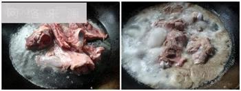 酸菜汆白肉的做法步骤1