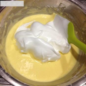 酸奶蛋糕的做法步骤15