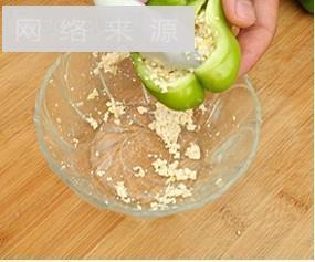 豆腐酿青椒的做法步骤6