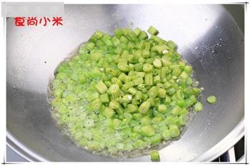 榄菜肉碎四季豆的做法步骤2