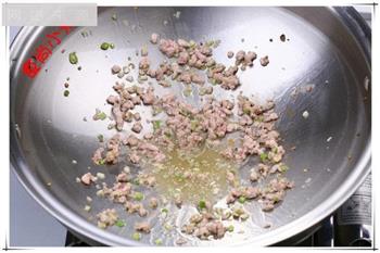 榄菜肉碎四季豆的做法图解3