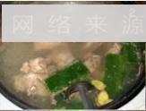 辣白菜排骨火锅面的做法步骤2