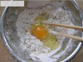 鸡蛋手擀面的做法步骤2
