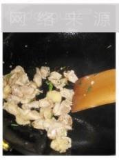 黑椒杏鲍菇炒鸡丁的做法步骤3