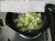 卷心菜蘑菇汤的做法步骤4
