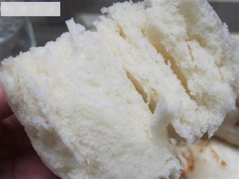 奶香馒头升级版　奶香豆沙卷的做法图解7