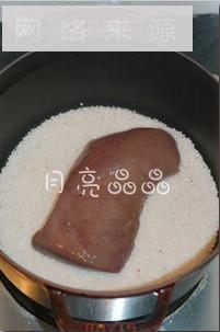 盐焗猪肝的做法图解3