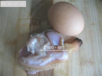 蛤蜊青椒鸡蛋炒的做法步骤1