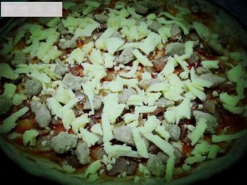 意大利薄饼披萨的做法步骤4