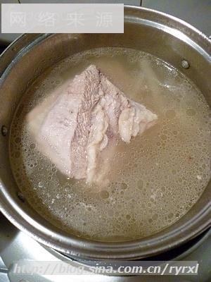 冬季决不能错过的-酸菜汆白肉的做法步骤3