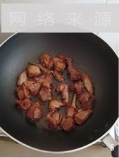 栗子鸽肉煲的做法步骤4