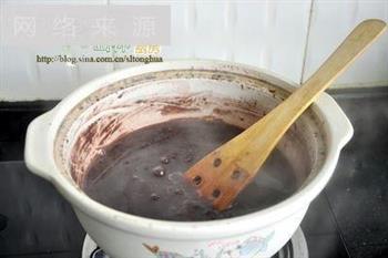 黑糯米红枣芸豆粥的做法步骤3