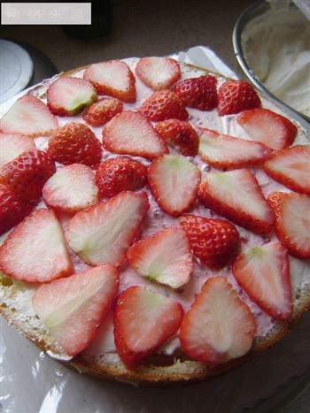 草莓奶油蛋糕的做法图解14