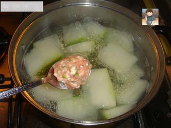 冬瓜丸子汤的做法步骤3