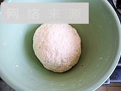 荠菜豆腐卷的做法步骤2