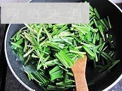 韭菜炒豆腐丝的做法图解6