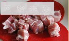 板栗竹笋红烧肉的做法步骤2