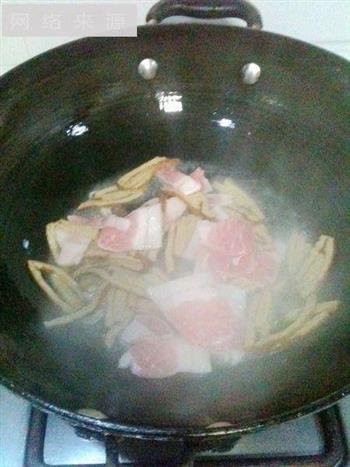 豆干肉片炒青菜的做法步骤3