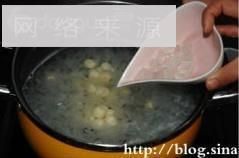 木瓜银耳莲子汤的做法步骤5