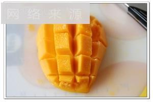 芒果酸奶的做法图解1