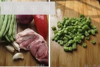 橄榄菜四季豆炒肉丁的做法图解1