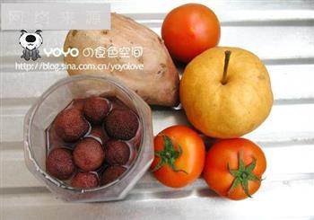 杨梅梨子番茄红薯汤的做法步骤1