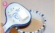 焦糖椰香冰鸳鸯奶茶的做法步骤3