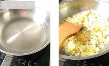 辣白菜蛋炒饭的做法步骤2