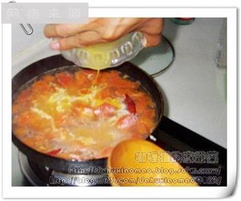 家常版酸辣汤的做法步骤4