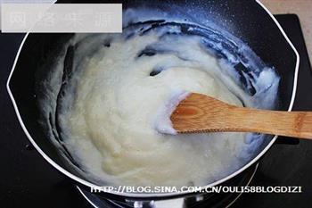 脆皮炸鲜奶的做法步骤2