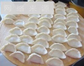 鱼肉韭菜水饺的做法步骤12