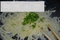 葱香土豆丝的做法步骤4