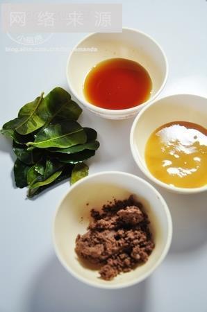 自制泰式绿咖喱酱的做法步骤2