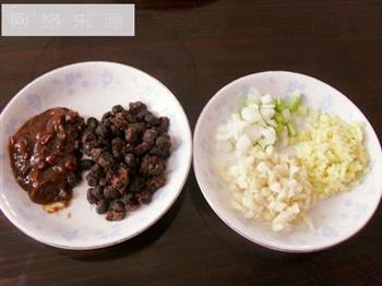 豆豉蒸排骨饭的做法步骤2