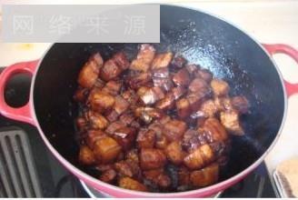 铁锅春笋烧肉的做法步骤8