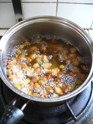 椒盐兰花豆的做法步骤5