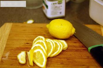 蜂蜜柠檬的做法图解2
