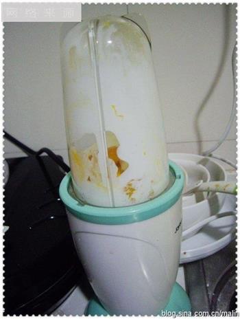 奶香芒果布丁杯的做法步骤1