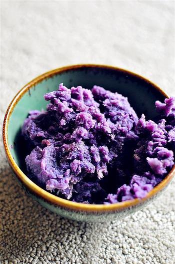 椰香紫薯饼的做法图解1