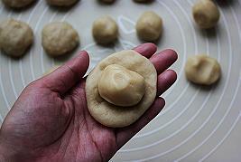 自制绿豆酥的做法步骤5