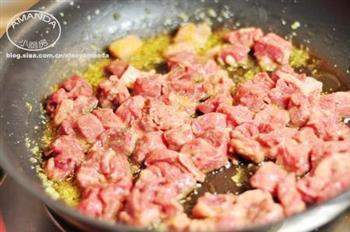 蚝油芦笋牛肉粒的做法图解5