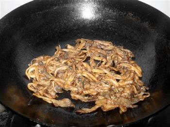 蘑菇的另类吃法-素版京酱肉丝的做法步骤9