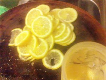 蜂蜜渍柠檬的做法步骤3