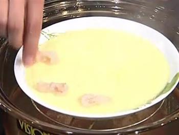 鲜虾蒸水蛋的做法步骤3