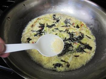 昙花紫菜鸡蛋汤的做法步骤8
