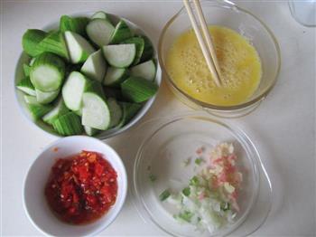 简单不乏营养的家常菜-剁椒丝瓜炒蛋的做法步骤3