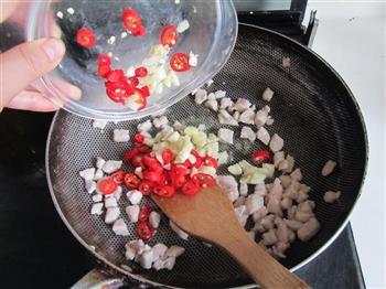 二十四小时腌制出酸豆角的好方法-肉末酸豆角的做法步骤10