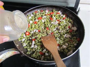 二十四小时腌制出酸豆角的好方法-肉末酸豆角的做法步骤12