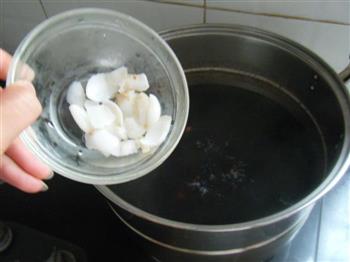 补肾乌发—黑豆薏米百合汤的做法步骤12