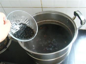 补肾乌发—黑豆薏米百合汤的做法步骤13